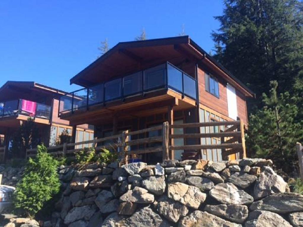 Pair-A-Dice Cottage Port Renfrew Exterior foto